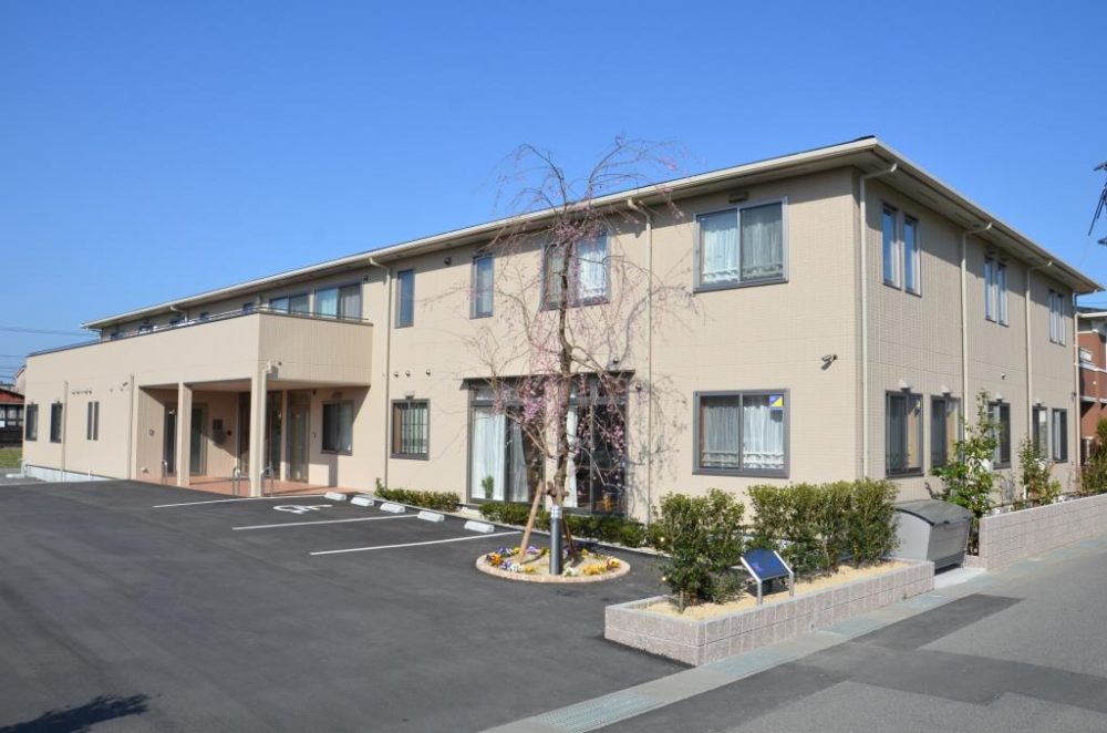 ケアモール芦花